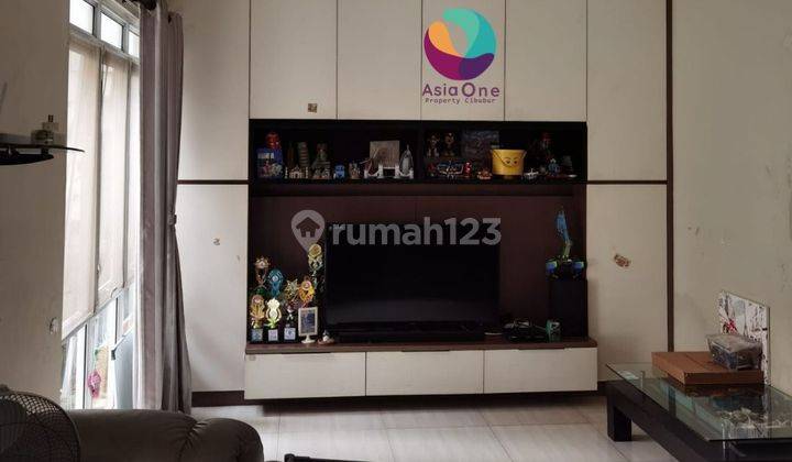 Rumah 2 lantai minimalis lokasi strategis di bukit golf riverside 2