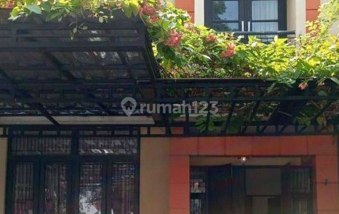 Rumah minimalis 2 lantai strategis dekat mall Tsm  1