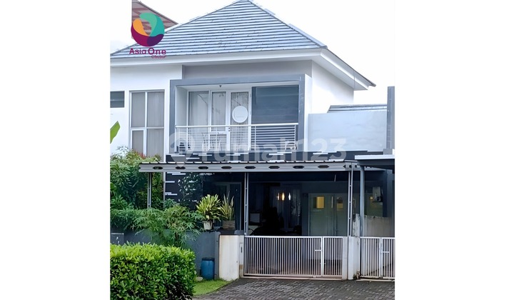 2-Story Semi-Furnished House Ready to Occupy in Kota Wisata