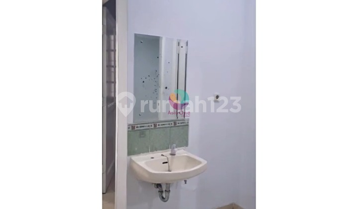 Minimalist 1-Story House Ready for Occupancy in a Strategic Tourist City 2