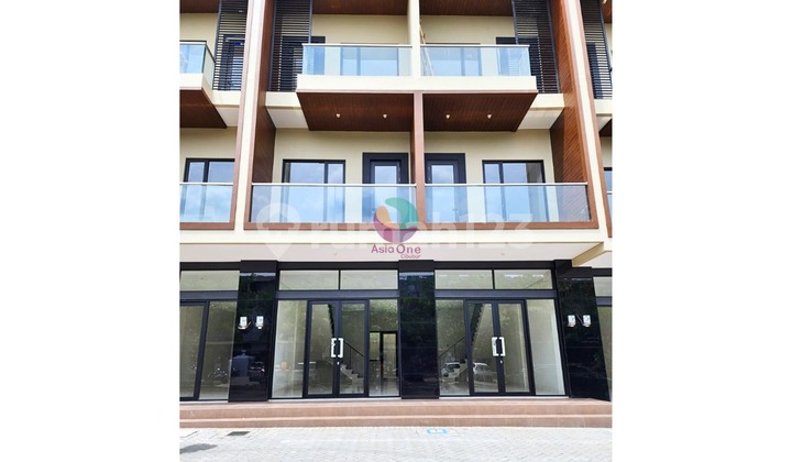 Ruko 3 Lantai Strategis Cocok untuk Usaha Dekat Pintu Tol