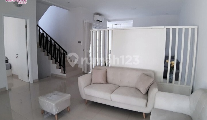 Minimalist 2-Story House Near Toll Gate in Cibubur Country 2
