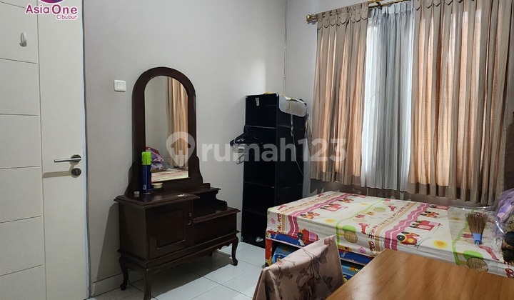 Modern Minimalist 2-Story House Near Kota Wisata Toll Gate 2