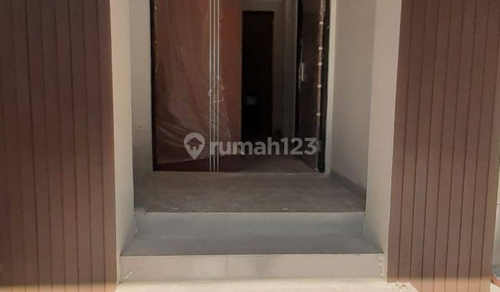Rumah 2 Lantai Siap Huni Dekat Pintu Tol Citra Gran 2