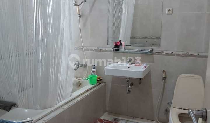 Rumah 2 Lantai Siap Huni Strategis Akses Pintu Tol 2