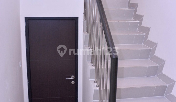 Modern Minimalist 2-Storey House Ready for Occupancy in Citra Grand CBD 2