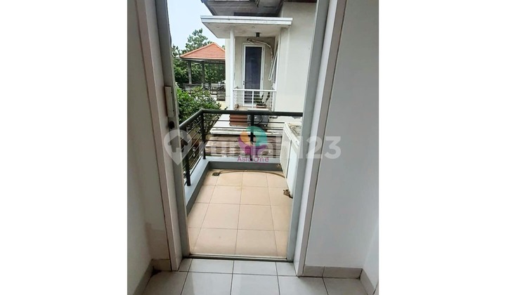 Rumah Minimalis 2 Lantai Dekat Mall Living World Kota Wisata 2