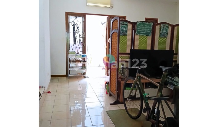 Affordable Minimalist House Near Kota Wisata Toll Gate 2