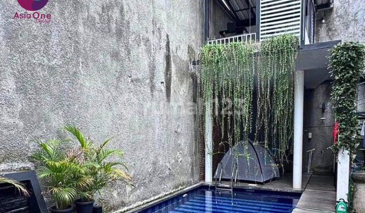 Rumah Mewah 2 Lantai+pool Di Kota Wisata 