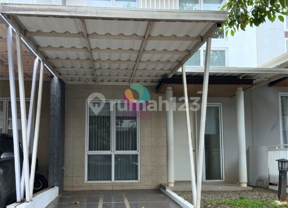 Modern 2-Story House: Strategic Access to Jatikarya Toll Road in CBD