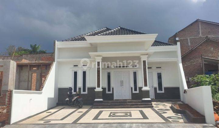 Rumah mewah dekat mall boemi kedaton 2