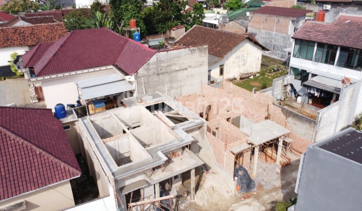 Rumah mewah dekat mall boemi kedaton 6