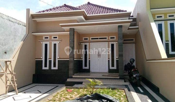 Rumah mewah dekat mall boemi kedaton 8