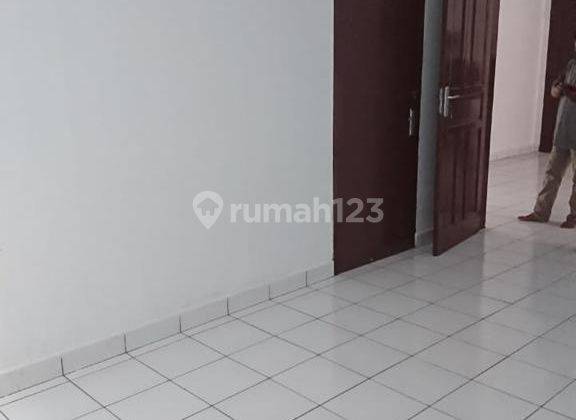 Dijual Rumah 4 kamar dekat USU Medan pinggir jalan 2