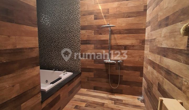 Murah Rumah Crown Golf Pantai Indah Kapuk  2