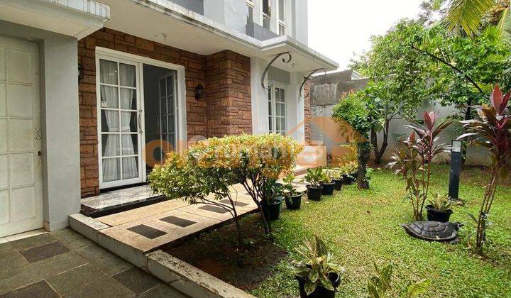 Rumah 2 Lantai Bagus Furnished SHM di Kota Wisata Cibubur 1