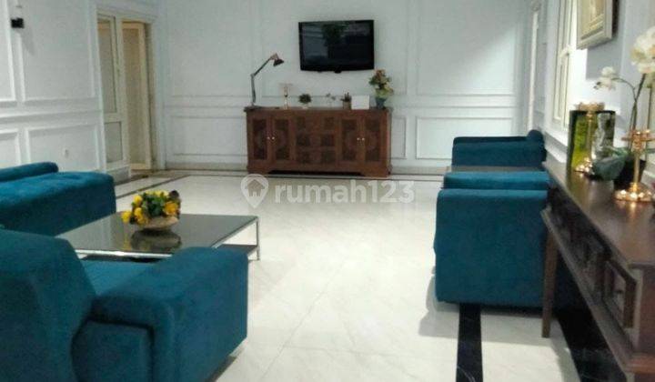 Rumah 2 Lantai Bagus Furnished di Boulevard Perumahan Cibubur 2