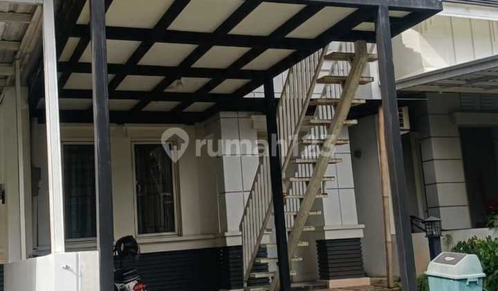 Dijual Rumah dengan Tol di Dalam Kawasan di Kota Wisata