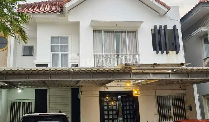Nice House With Swimming Pool Ready to Occupy in Cibubur