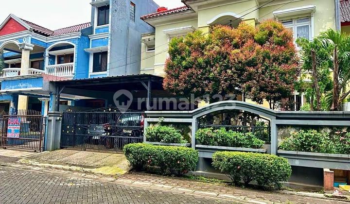 Dijual Rumah Depan Taman di Raffles Hills Cibubur 2