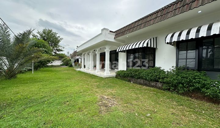 For Sale: 1-Story Spacious House in Cimanggis, Depok 2