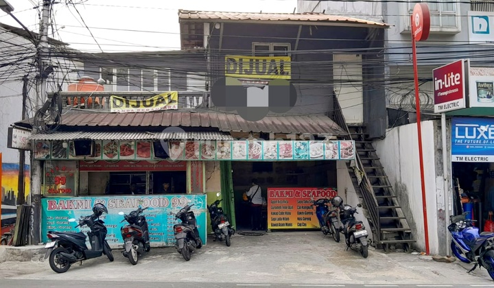 Dijual Rumah + Tempat Usaha Si Pinggir Jalan Petogogan