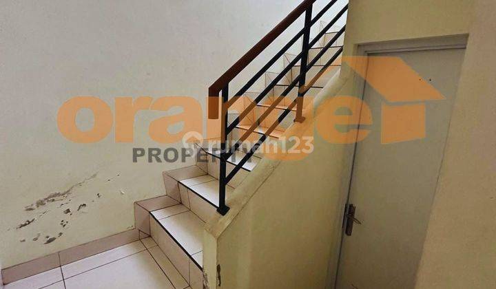 Rumah 2 Lantai Bagus Unfurnished SHM di Legenda Wisata 2