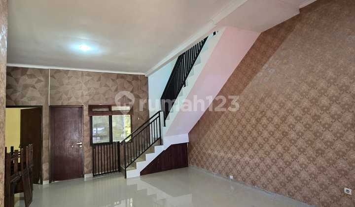 Dijual Rumah 2 Lantai di Cipayung Jakarta Timur 2