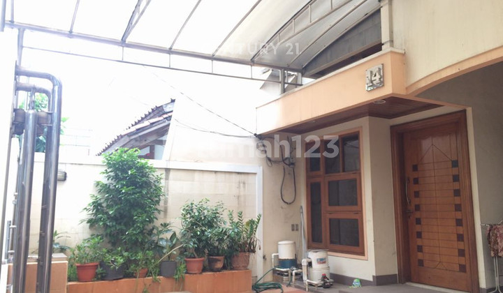 Rumah Siap Huni Lokasi Strategis Di Pulomas Barat R513 1