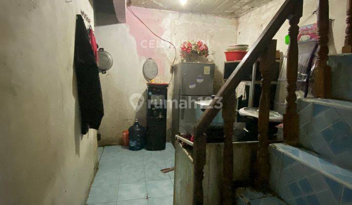 Rumah Akses Jalan 2 Mobil Dalam Komplek Walikota Sukapura S8014 2