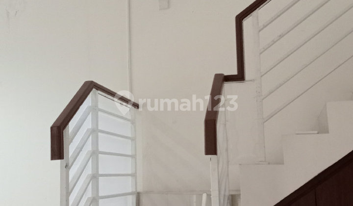 Rumah Siap Huni 2 Bedroom Di Cluster Shinano, JGC, Jakarta R2254 2