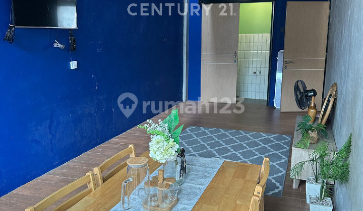 2-Storey Residence Near Mall in Cipinang, East Jakarta S9502 2
