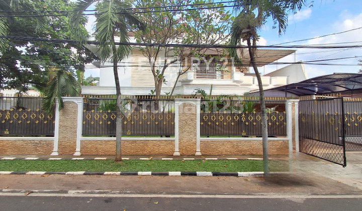 Rumah Mewah Furnished Siap Huni Di Duren Sawit Jakarta S8956 2