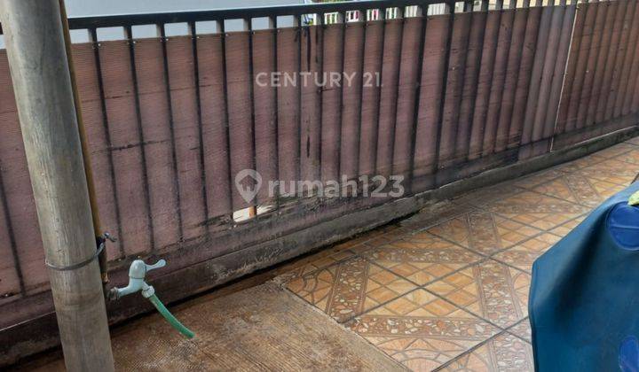 Rumah Hoek One Gate System Di Tapos S8350 2