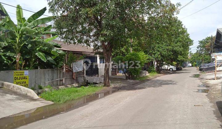 murah  rumah tua jl Walang Baru Jakarta Utara