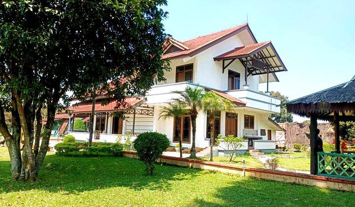 Villa Mewah Komersial Cijeruk, Lembang, Shm, Lt.4.600m2, Lb.345m2 1