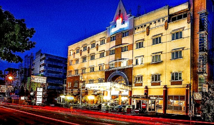 For Sale: 5-Story 3-Star Hotel with Swimming Pool on Cihampelas Street Main Road. For Sale: 5-Story 3-Star Hotel with Swimming Pool on Cihampelas Street Main Road.