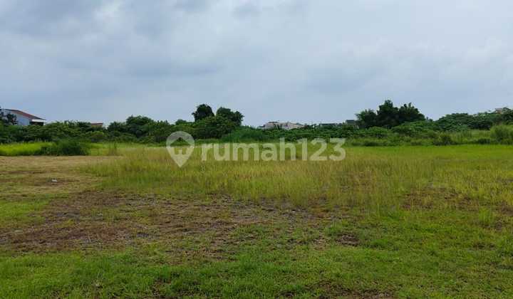 Land for Sale in Surafita, Suitable for Commercial Use
