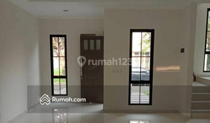 Dijual Cepat!! Harga Nego Rumah Siap Huni di Feronia Park, Alam Sutera 2