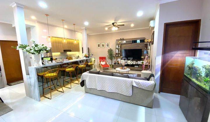 DIJUAL RUMAH!! Semi Furnish di BSD Delatinos 2