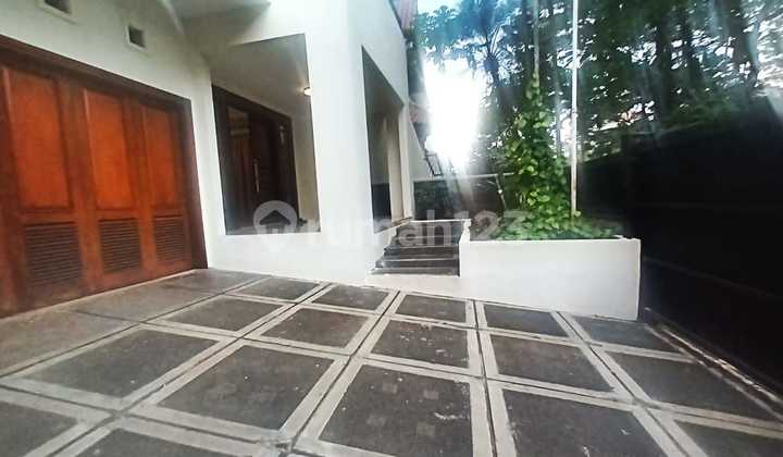 For Rent House in Pondok Indah Semi Furnished