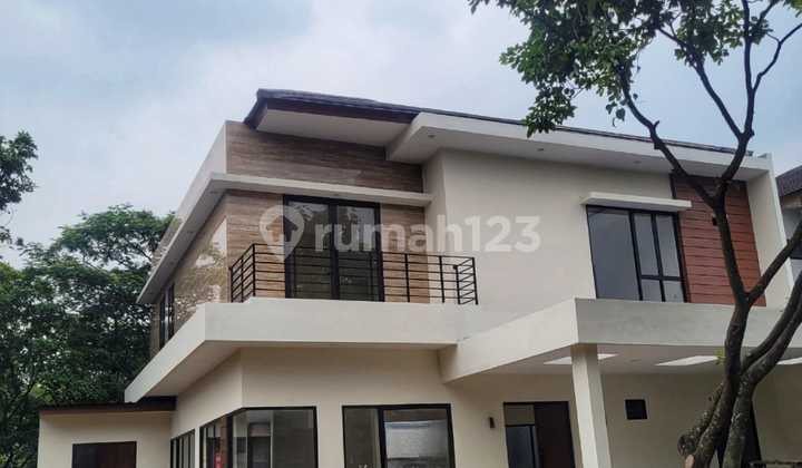 Jual/ Sewa Rumah Baru Bangunan Mandiri Hook di Bsd Avani
