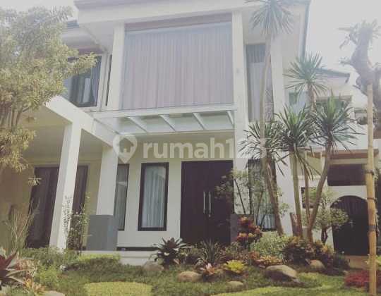 Dijual Rumah Bagus Di Bsd Taman Giri Loka 1