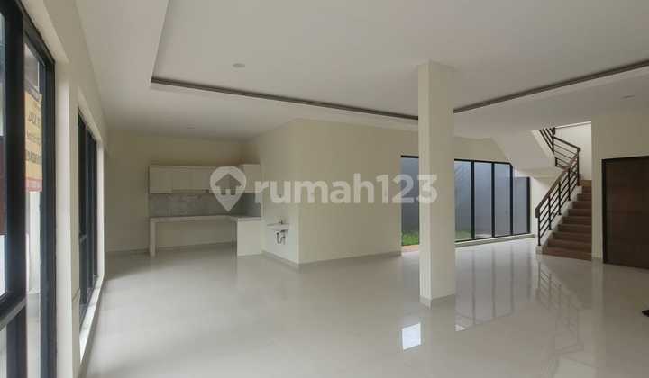 Jual/ Sewa Rumah Baru Bangunan Mandiri Hook di Bsd Avani 2