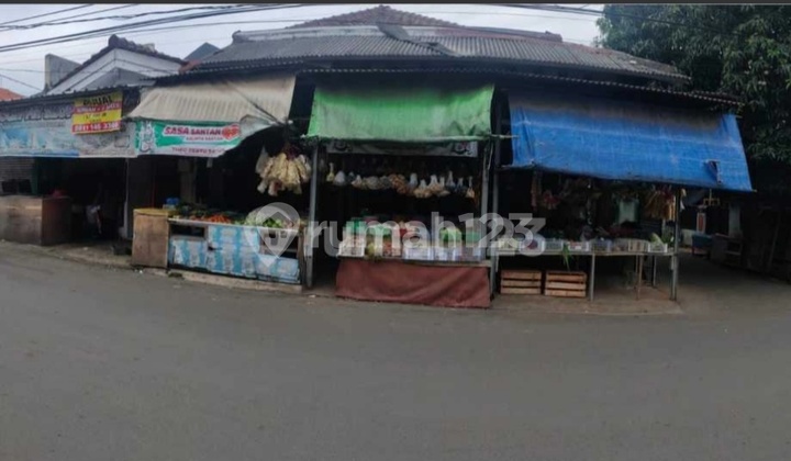 Dijual Rumah dan 5 Kios!! Lokasi di Pasar Reni Jaya