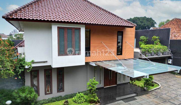 Disewakan/Dijual Rumah Mewah Klasik Modern!! Di Area Menteng 1