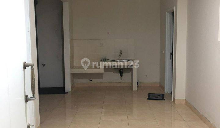 Rumah 2 Lantai di Greenwich Sudah Siap Huni 2