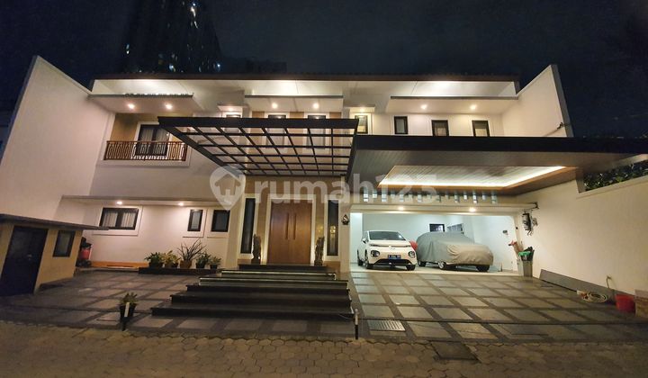 Luxury 3-Story Private Environment House in Kemang