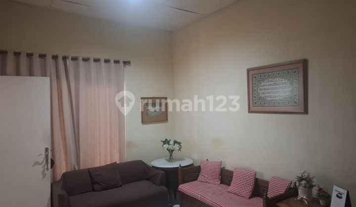 Minimalist House with Attractive Price in Nusaloka 2