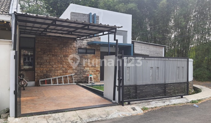 Rumah Hoek Luas Harga Murah di Nusaloka Bsd